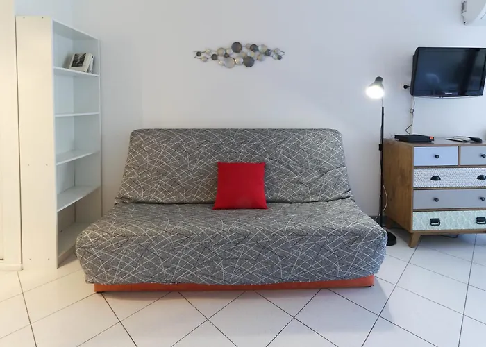 In With Ac Terrace & Pool - Benakey Apartamento Antibes